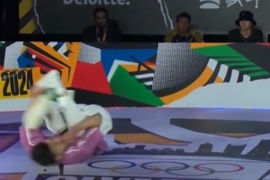 巴黎奥运会霹雳舞资格赛决赛，中国选手亓祥宇获得银牌